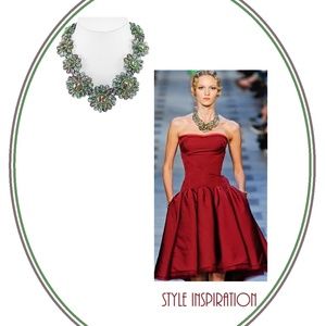 Sparkling Crystal Statement Necklace NWT GIFT Boxed